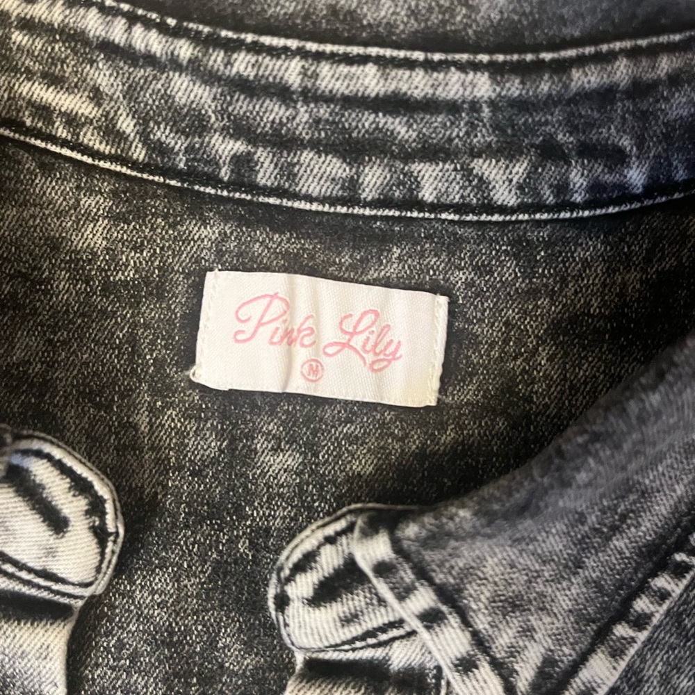 NWOT acid washed chambray dress - Picture 4 of 9